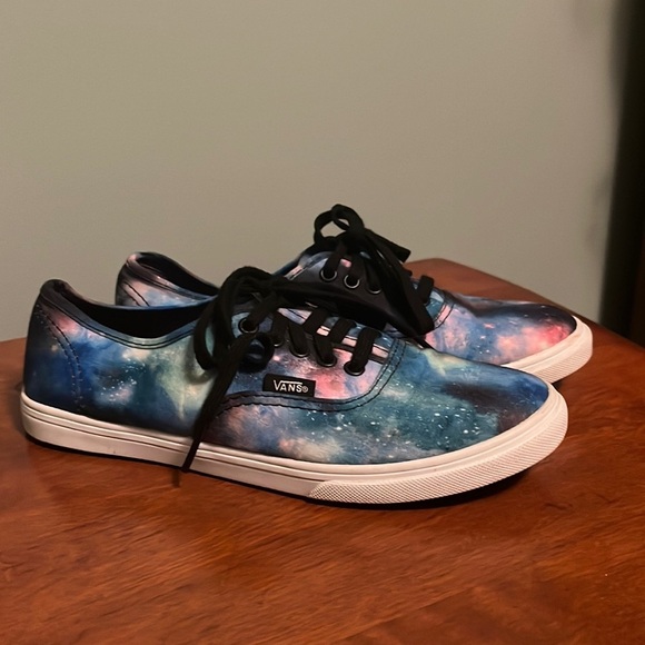 Vans Galaxy Space Sneakers Unisex M 5 W 6.5 lace up lo shoe sky night stars - Picture 1 of 7